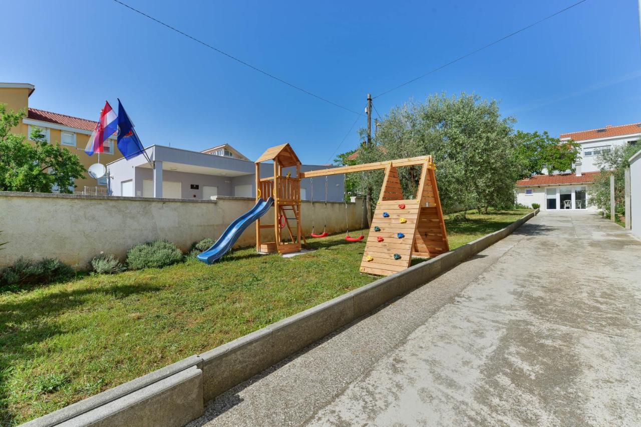 Hacienda Mia With Pool,Bbq, Yacuzzi,Free Parking Zadar Eksteriør billede