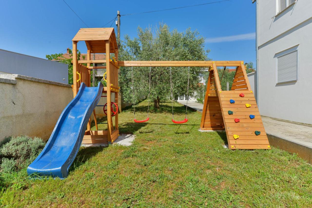 Hacienda Mia With Pool,Bbq, Yacuzzi,Free Parking Zadar Eksteriør billede