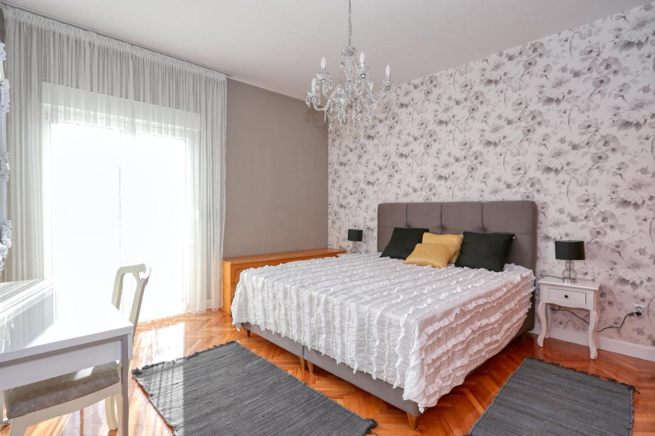 Hacienda Mia With Pool,Bbq, Yacuzzi,Free Parking Zadar Eksteriør billede