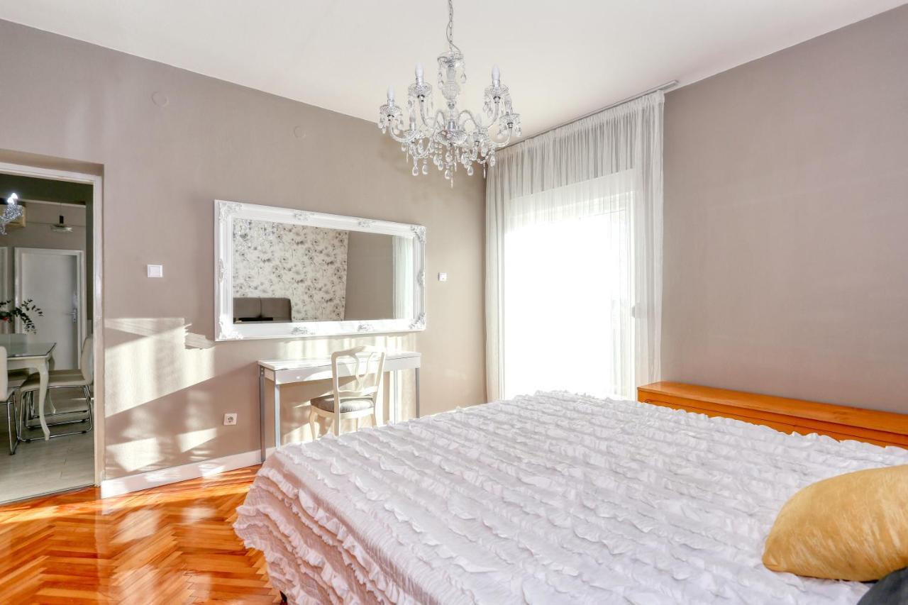 Hacienda Mia With Pool,Bbq, Yacuzzi,Free Parking Zadar Eksteriør billede