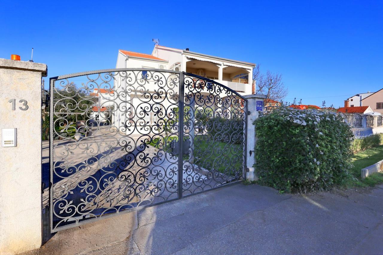 Hacienda Mia With Pool,Bbq, Yacuzzi,Free Parking Zadar Eksteriør billede